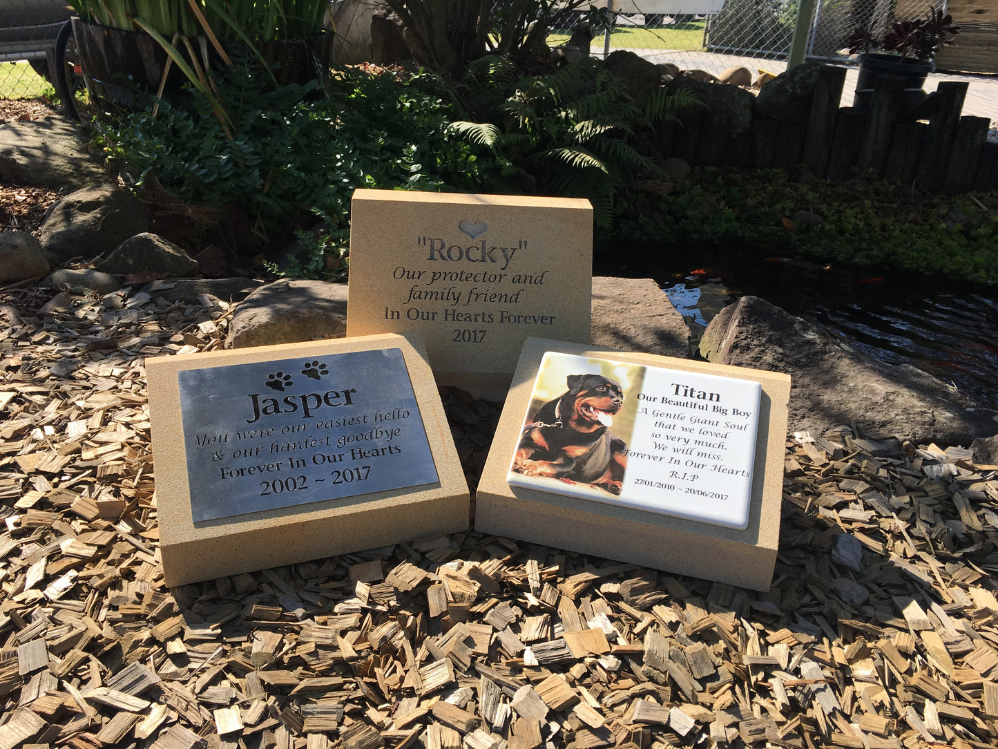 Personalised Granite or Sandstone Pet Memorial Headstone