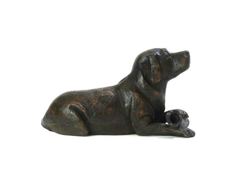 Figurine Urn – A Beautiful Tribute to a Cherished Companion