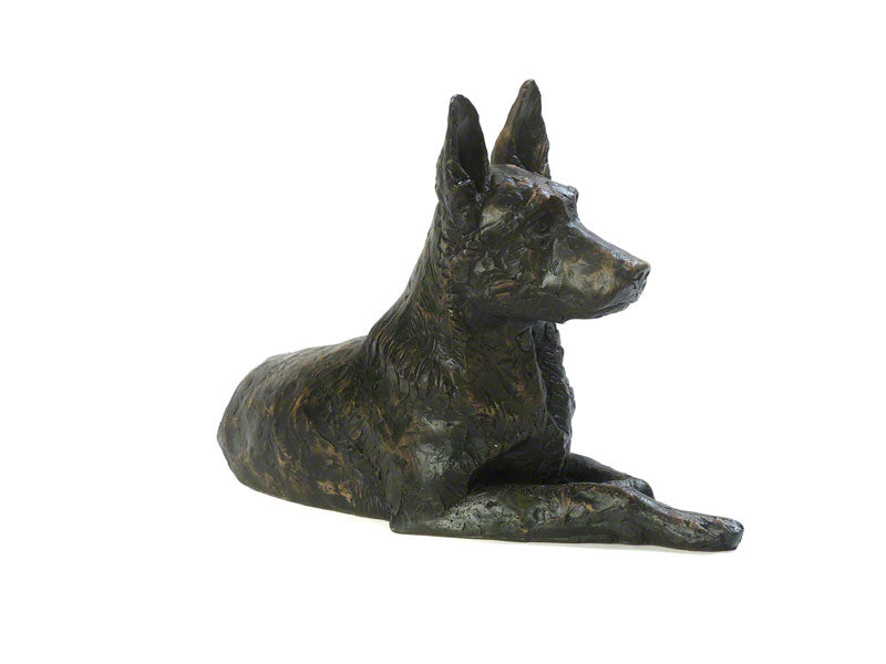 Figurine Urn – A Beautiful Tribute to a Cherished Companion