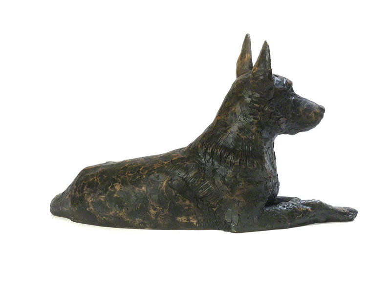 Figurine Urn – A Beautiful Tribute to a Cherished Companion