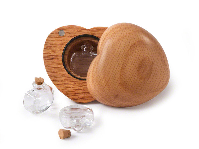 Natural Oak Tribute Heart Keepsake with Photo and Ashes Holder