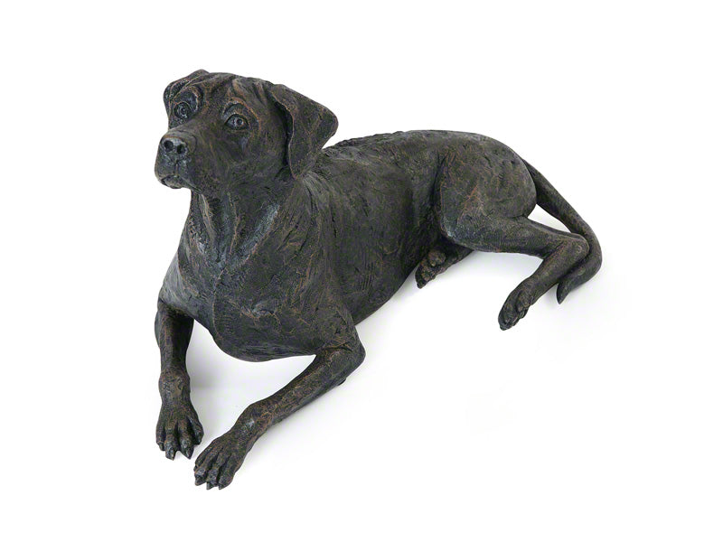 Figurine Urn – A Beautiful Tribute to a Cherished Companion