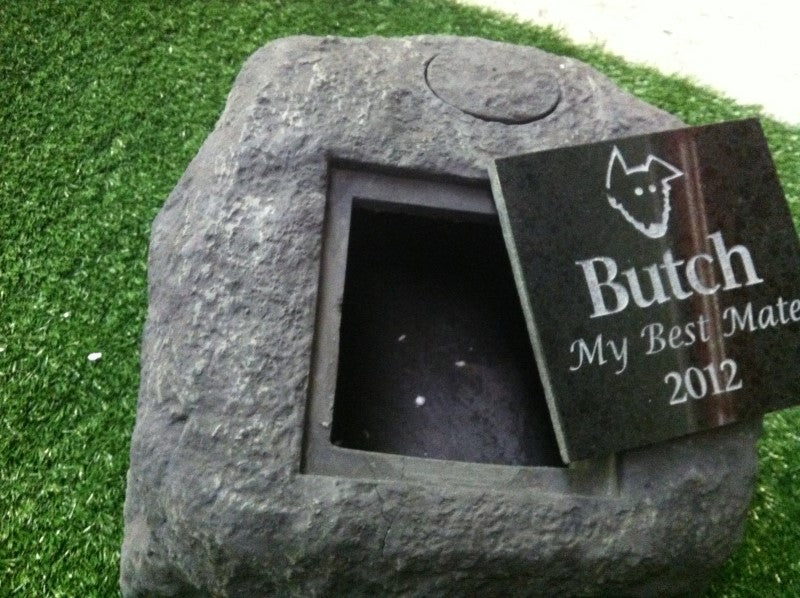 Large Stone Pet Urn With Plaque