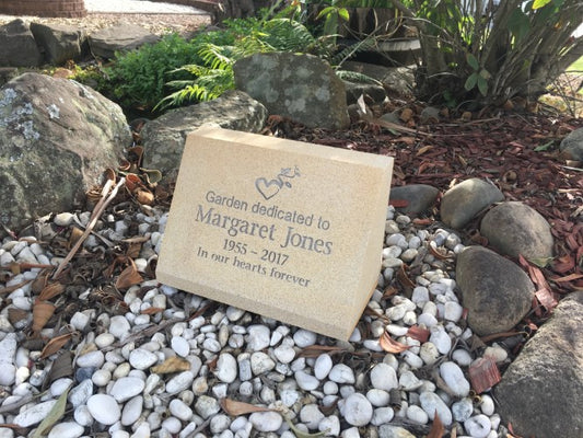 Headstone in Sandstone with Natural Engraving