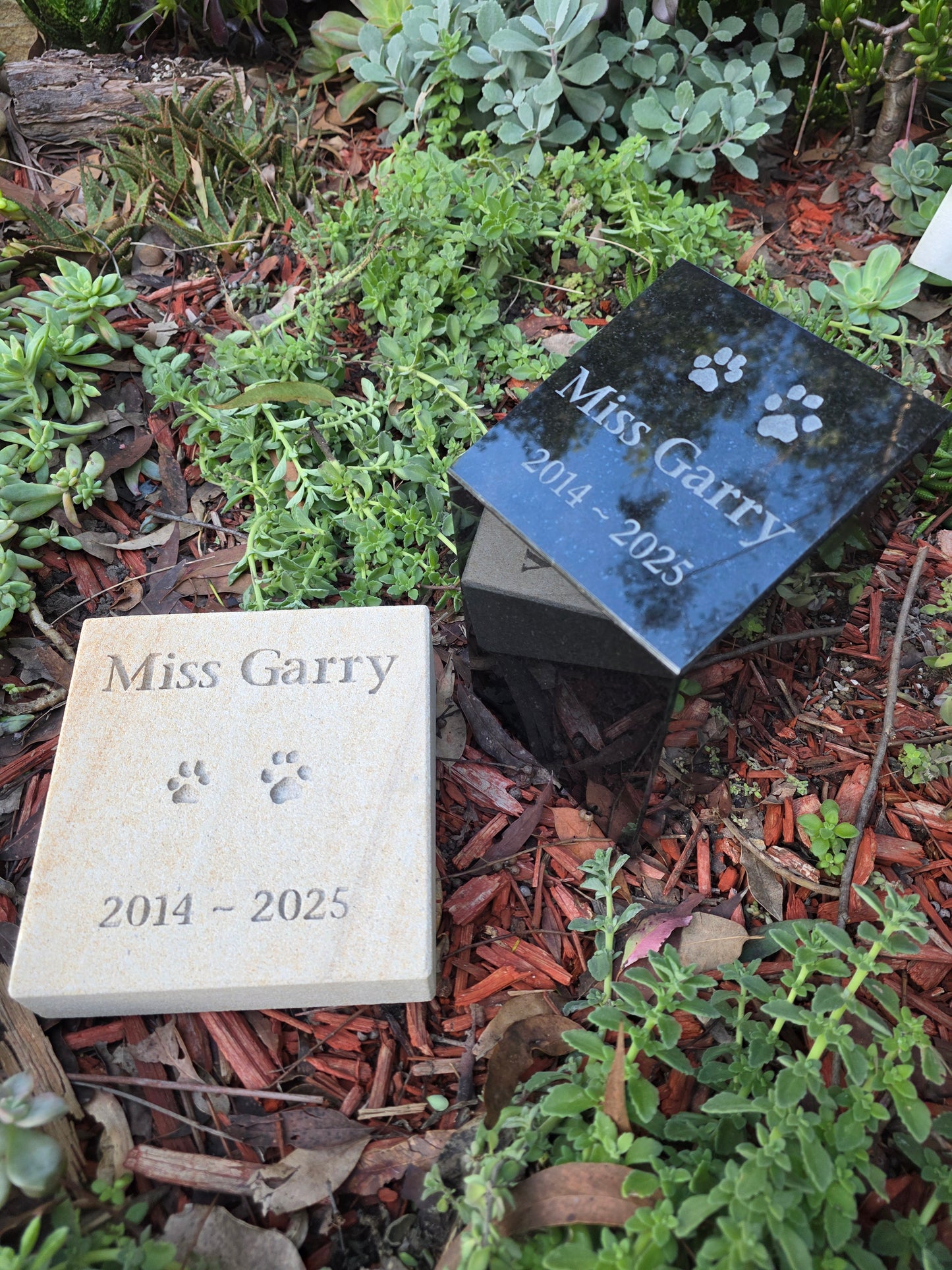 Personalised Garden Memorial Pet Urn