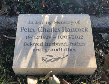 Headstone in Sandstone with Natural Engraving