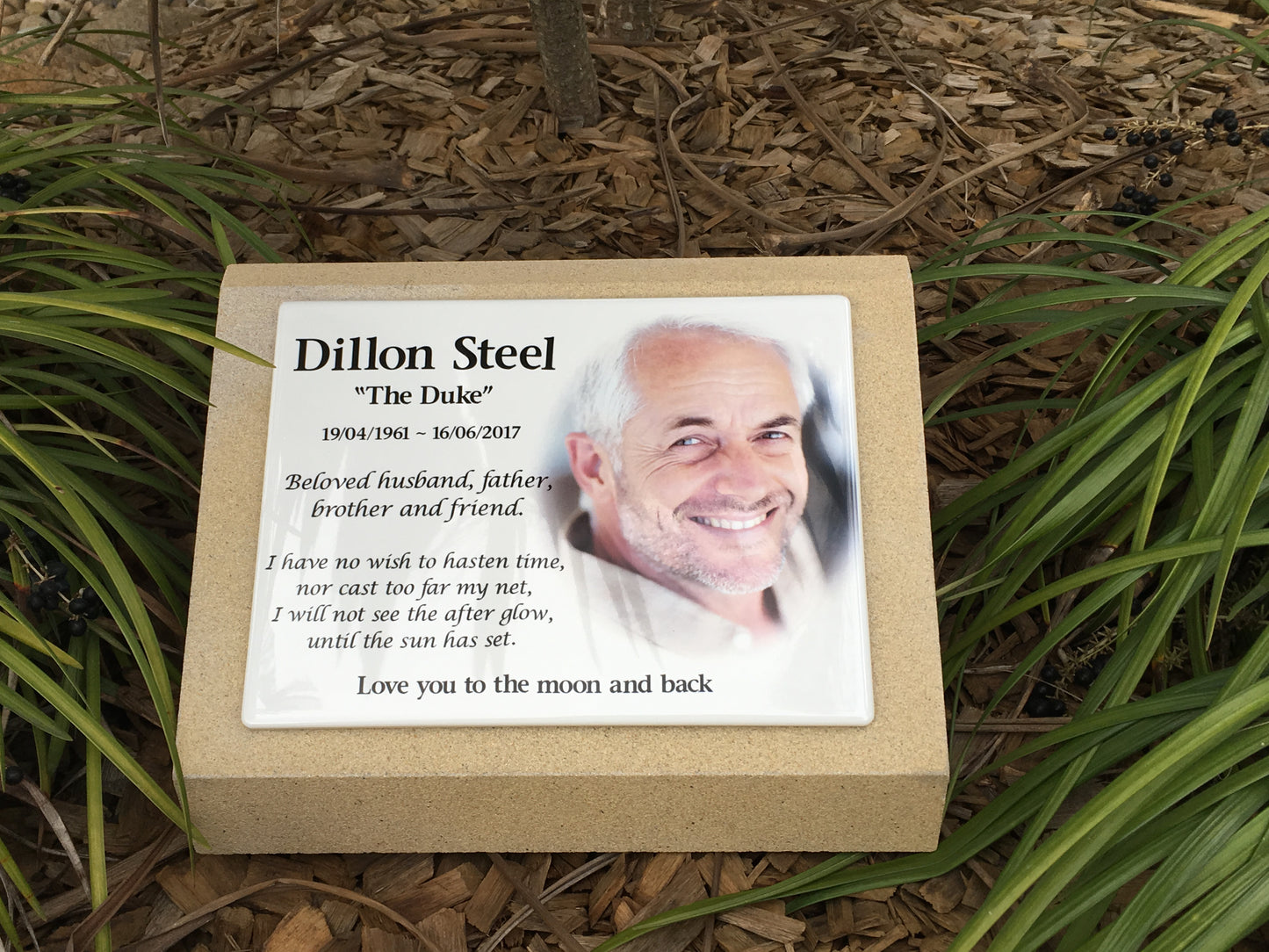 Headstone in Sandstone with Photo Ceramic Plaque