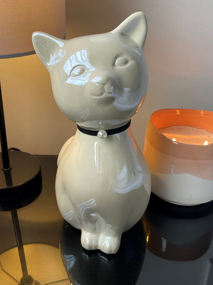 Pearlescent Cat Memorial Urn with Interchangeable Collars