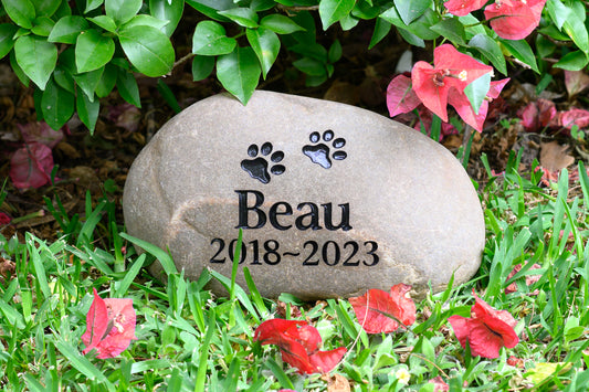 Engraved Riverstone Pet Memorial with Personalised Tribute