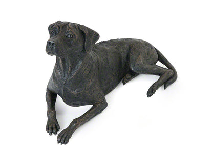 Figurine Urn – A Beautiful Tribute to a Cherished Companion