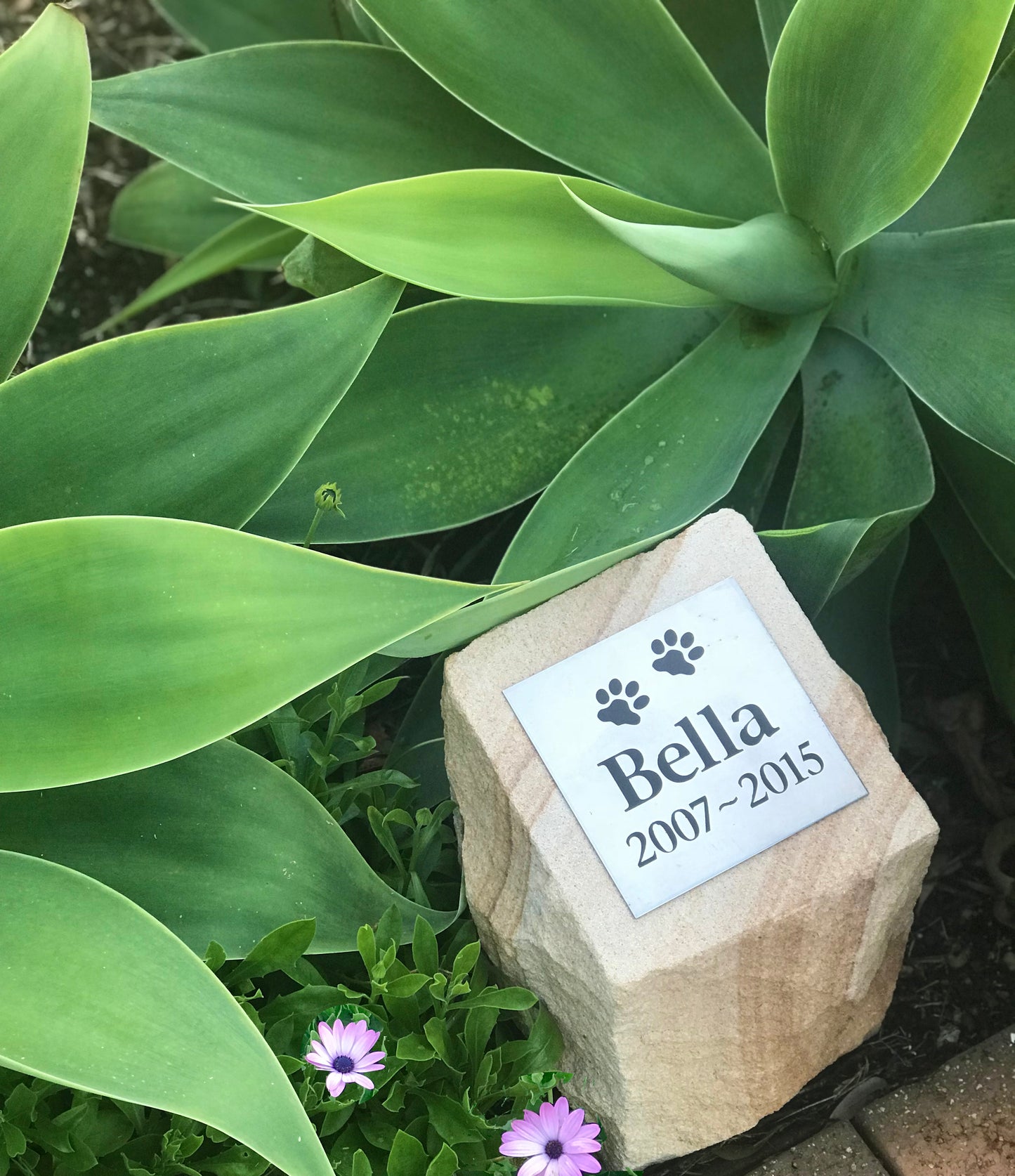 Personalised Garden Memorial Pet Urn