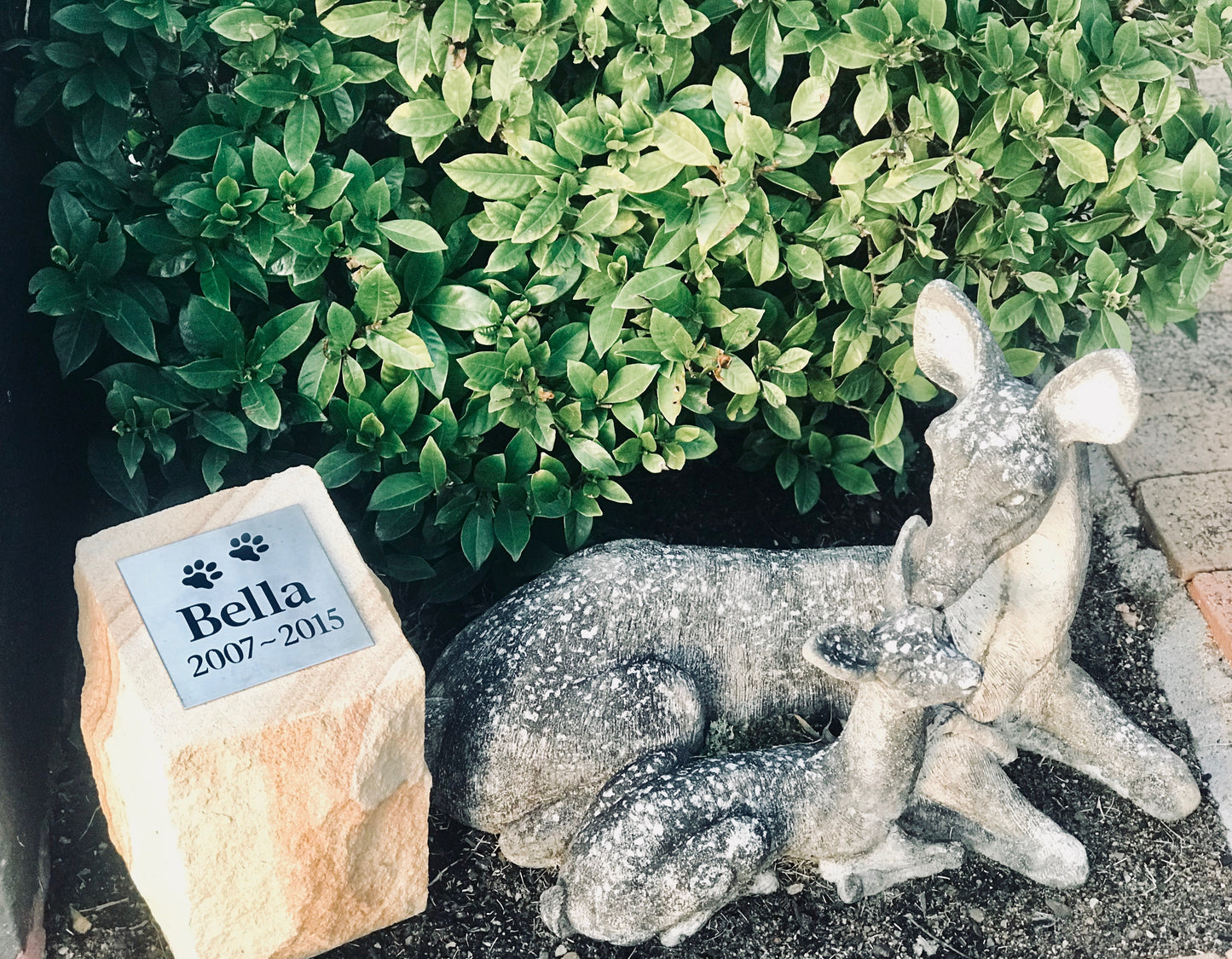 Personalised Garden Memorial Pet Urn