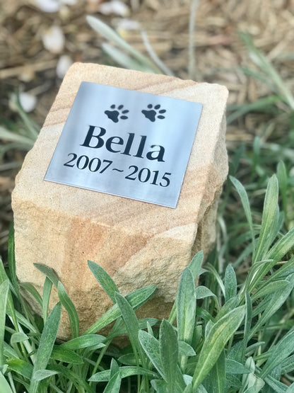 Personalised Garden Memorial Pet Urn
