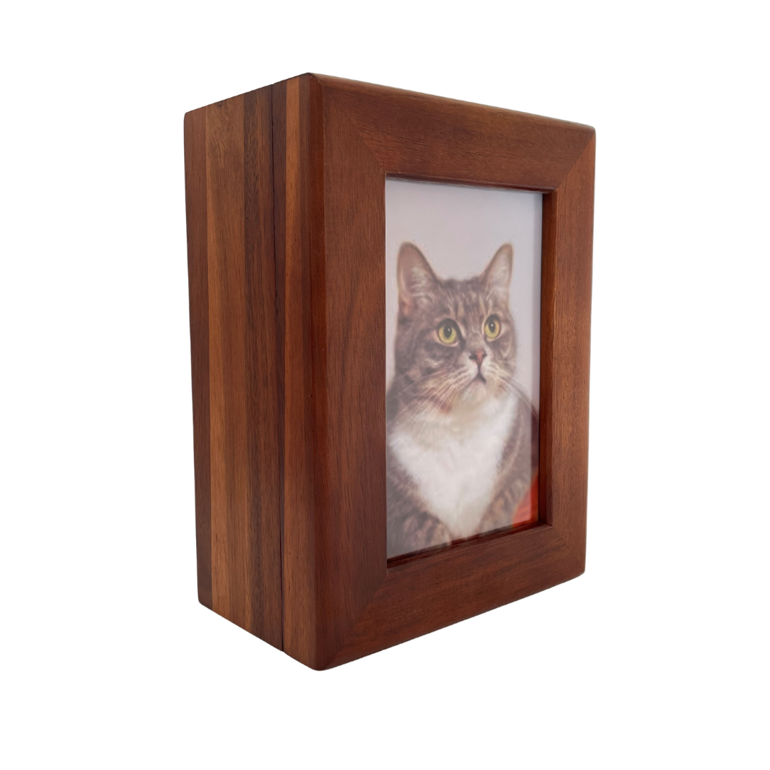 Timber Pet Urn Photo Box