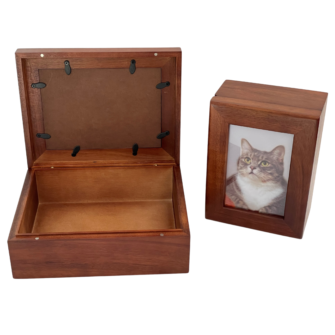 Timber Pet Urn Photo Box