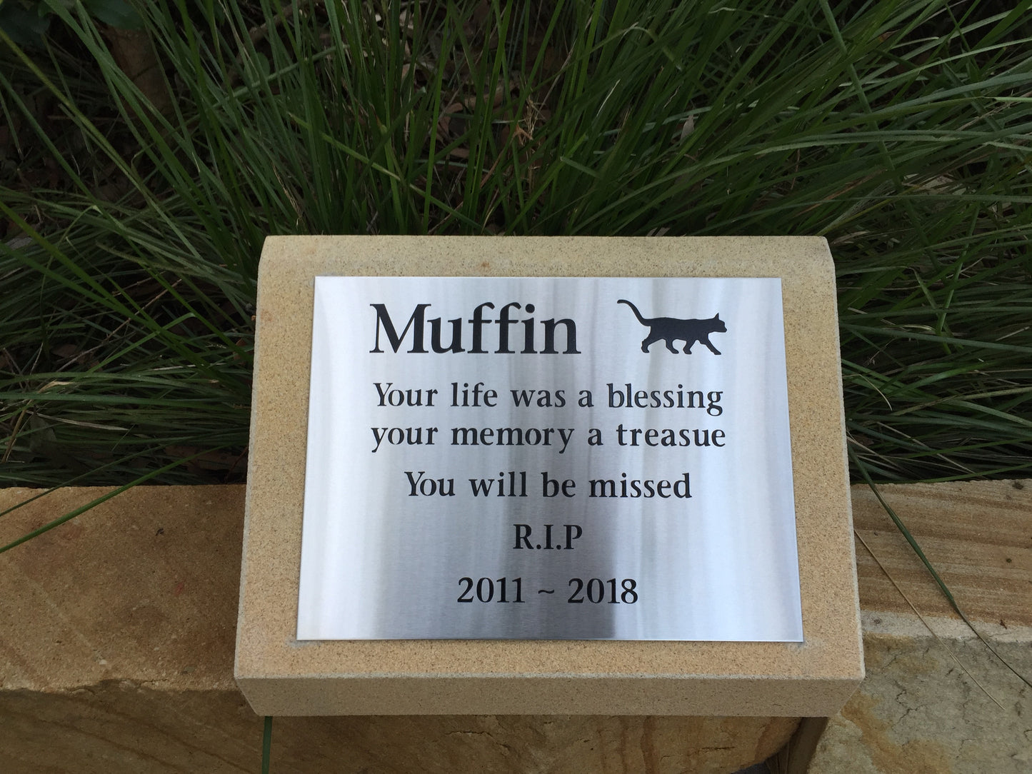 Pet Headstone In Sandstones With Stainless Steel Plaque